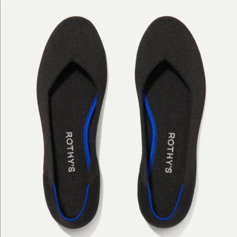 Rothy’s Classic Black Solid Flats Rounded With Insoles New size 8.5